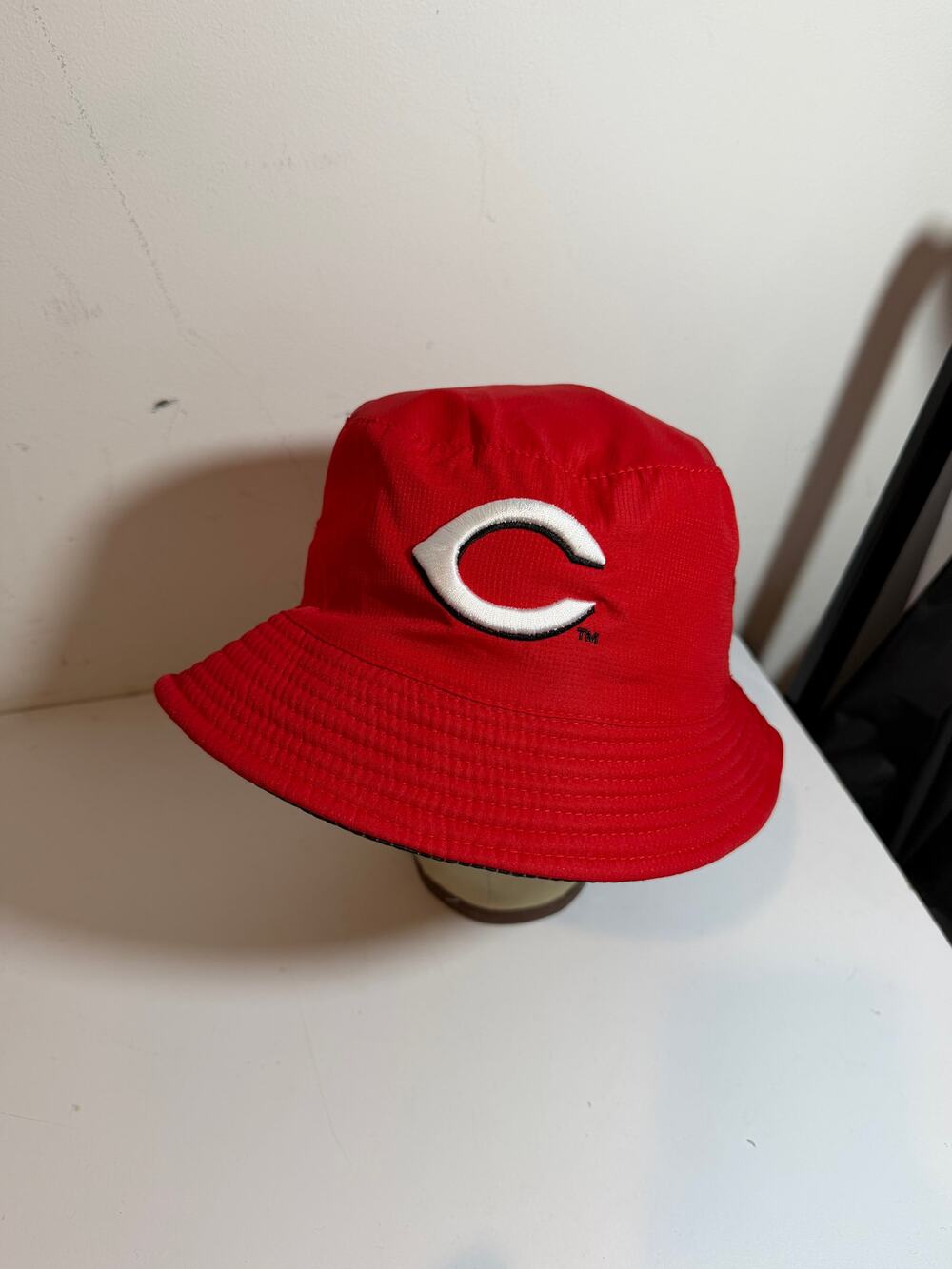 Adult Size Reversible CINCINNATI REDS Floppy Bucket Hat Mr Redlegs